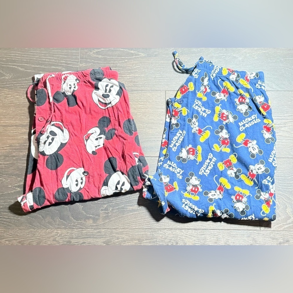 Disney Mickey Mouse Woman Pajama Set - Red and Blue
